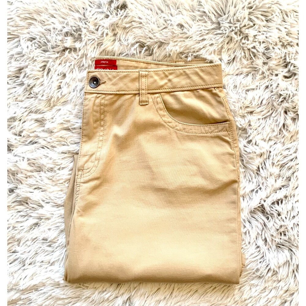 Merona Stretch Fit 1 Cropped Capri Pants Size 10 NWT